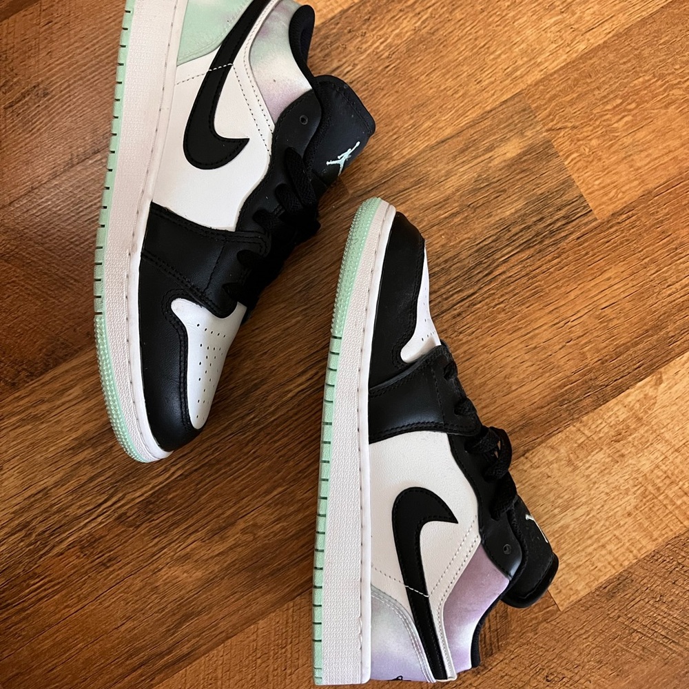 Jordan 1 low